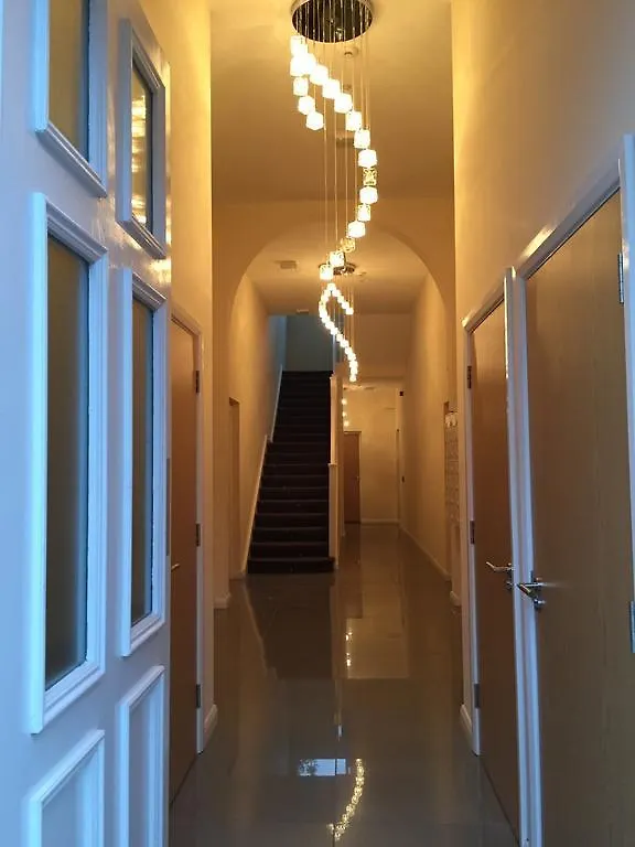 Grosvenor House Apartment Cardiff