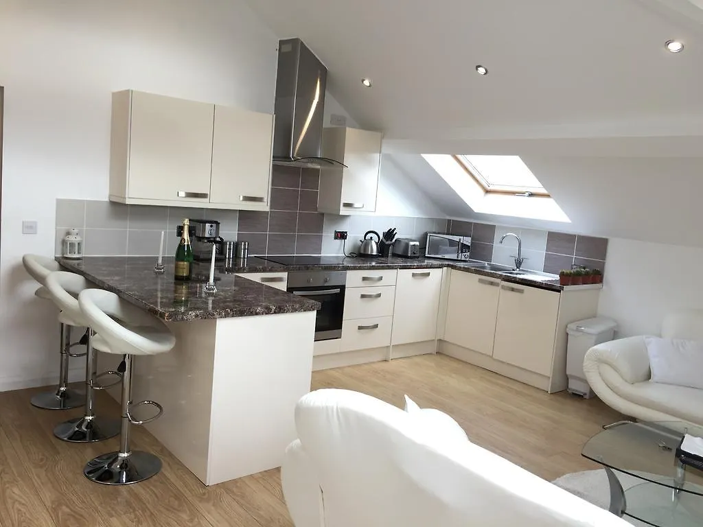 Grosvenor House Apartment Cardiff
